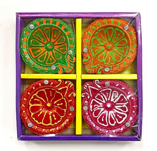 Picture of Malti Deepak Box 4pc 